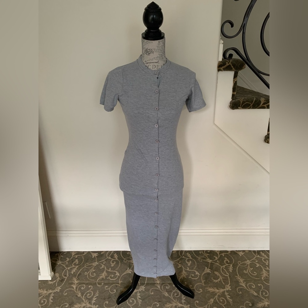 NWOT - Missguided - Size 4 - Gray Button Down Midi Dress